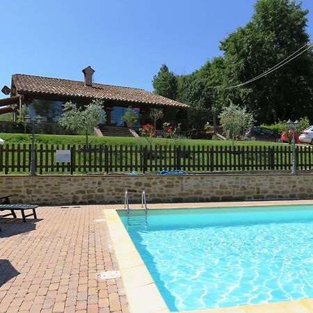 Agriturismo Ponte Di Riocchio Gubbio Kültér fotó