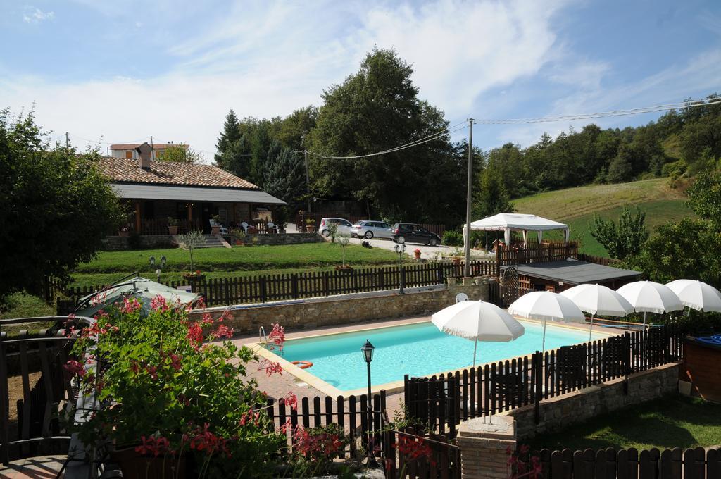 Agriturismo Ponte Di Riocchio Gubbio Szoba fotó