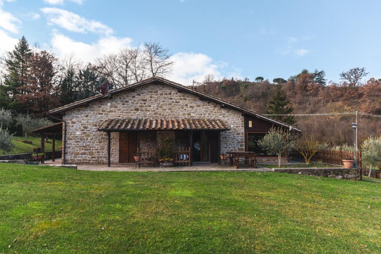 Agriturismo Ponte Di Riocchio Gubbio Kültér fotó
