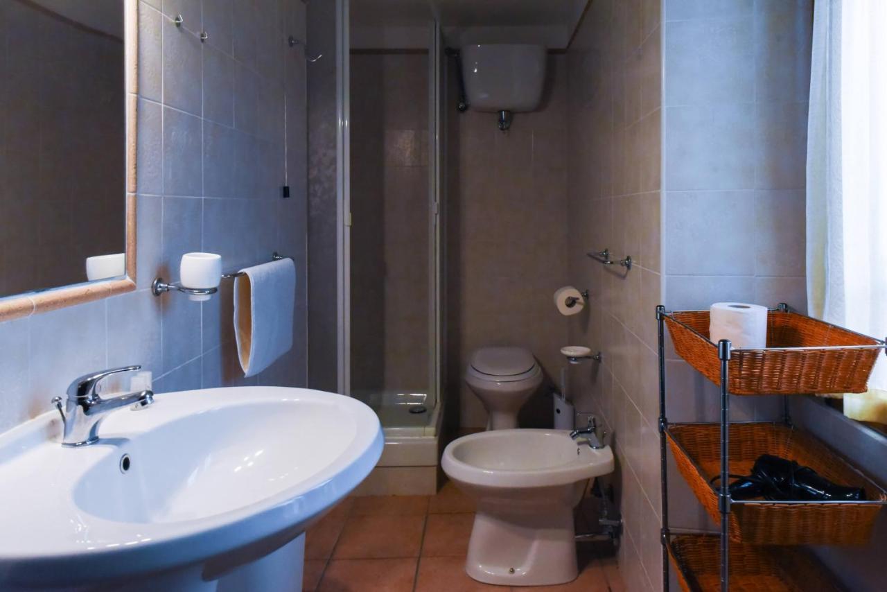 Agriturismo Ponte Di Riocchio Gubbio Kültér fotó