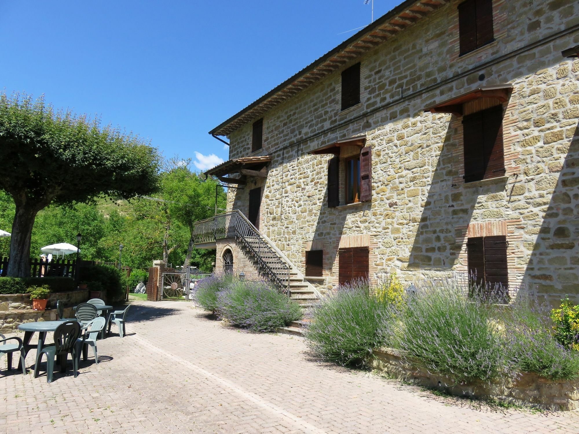 Agriturismo Ponte Di Riocchio Gubbio Kültér fotó